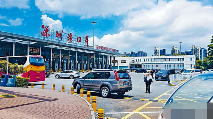 【Greater Bay Area Smart Travel】Ultimate Guide to Guangdong-Hong Kong Cross-Border Chartered Cars: Complete Analysis of Fees, Border Clearance Without Alighting, and Vehicle Models